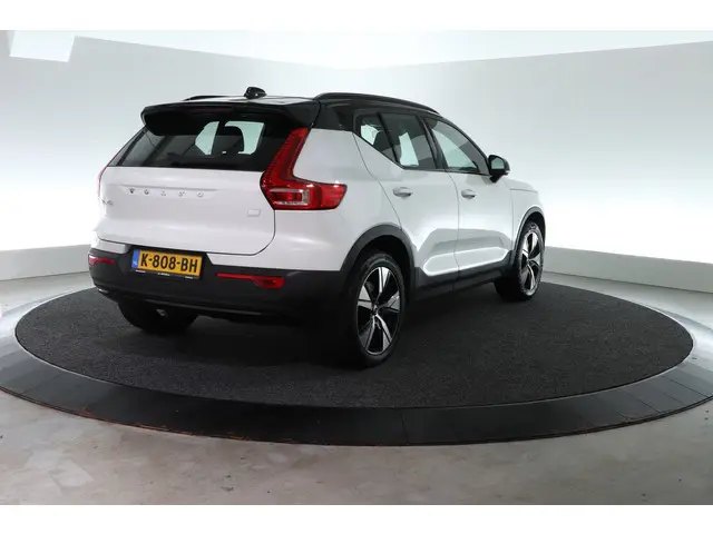 Volvo XC40 Recharge P8 AWD R-Design | STOEL-STUURVERW. | CARPLAY |