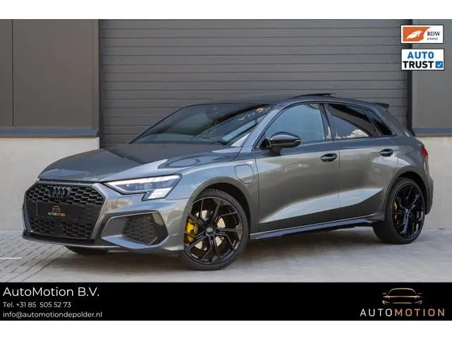 Audi A3 Sportback 40 TFSIe S-Line PANO RS ZETEL MATRIX CAMERA