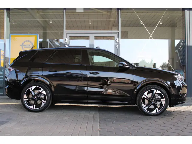 Opel Grandland 1.6 Turbo Plug-in-Hybrid Ultimate | Panoramadak | Trekhaak | Head-Up | FOCAL