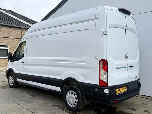 Ford e-Transit 68kWh 184PK L3H3 317km WLTP 96% (SOH) BEV Snelladen Camera Cruise control Climate con...