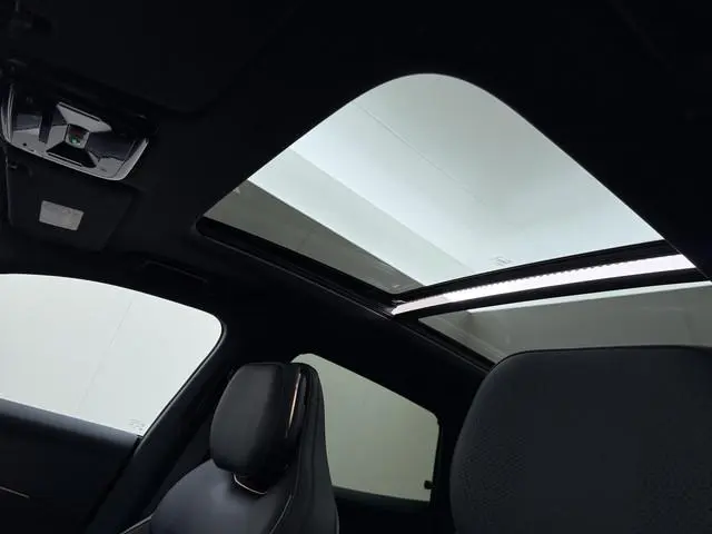 Lynk & Co 08