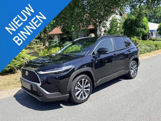 Toyota Corolla Cross 2.0 Hybrid 197PK AWD•Navi•ACC