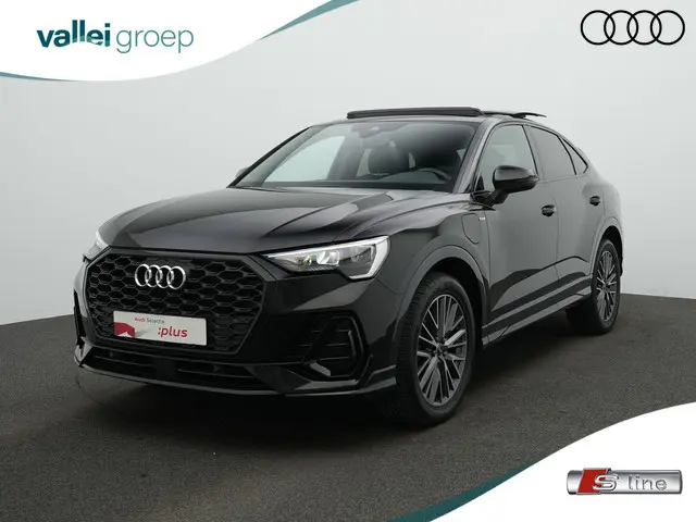Audi Q3 Sportback 45 TFSI e 245 pk S-Line | Panoramadak | Leder | Navigatie | Carplay