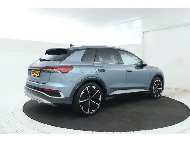 Audi Q4 e-tron 40 S edition 77 kWh Leer, Virtual, Climate, Trekhaak,