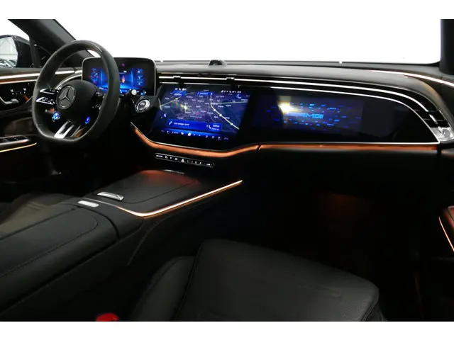 Mercedes-Benz E-klasse AMG 53 4MATIC+ / 21'' Vossen HFX-1 velgen / AMG Drivers package / Hyperscreen...