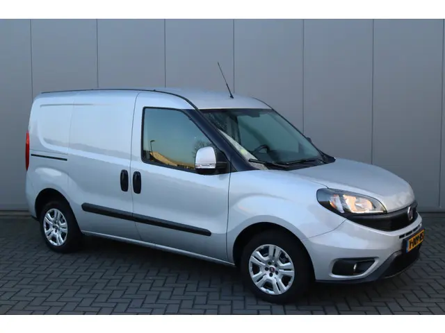 Fiat Doblò Cargo 1.3 MJ L1H1 SX Marge-auto/Trekhaak/Airco/Bluetooth/Parkeerhulp