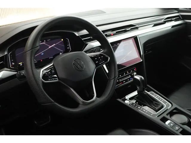 Volkswagen Arteon Shooting Brake 1.4 TSI 245pk eHybrid R-Line Business+ Trekhaak 360Camera Leder Pan...