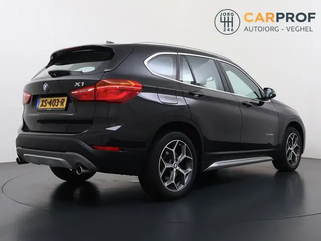BMW X1 sDrive20d High Executive Navigatie | Leder interieur | LMV