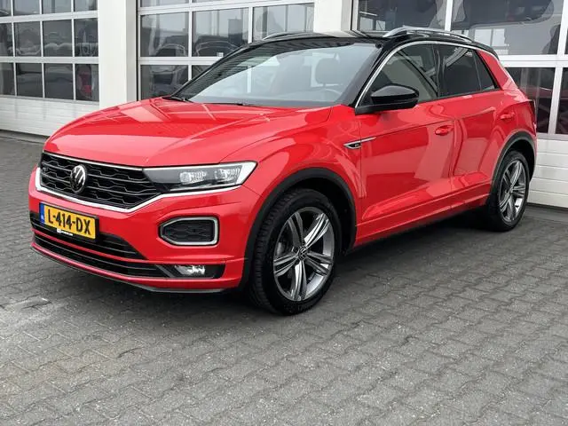 Volkswagen T-Roc 1.5 TSI Sport Business R-line Digitaal display Stoelverwarming Electrische achterkl...