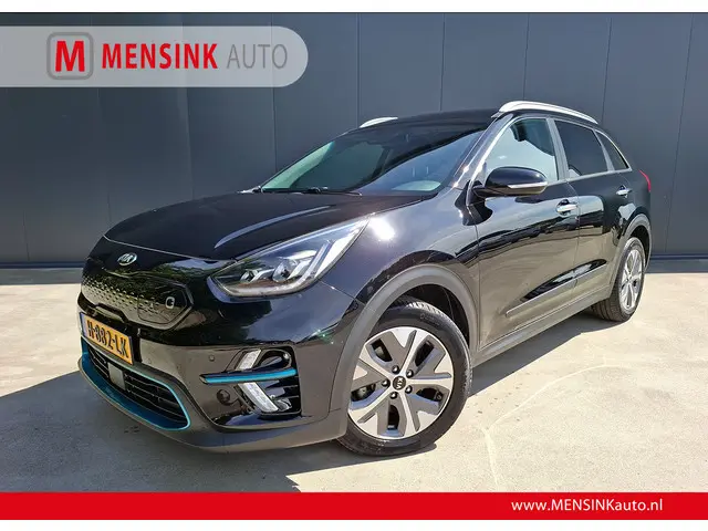 Kia e-Niro ExecutiveLine 64 kWh ADAPT CRUISE CAMERA JBL SOUND MEMORY STOEL LEER LED NAVI ECC