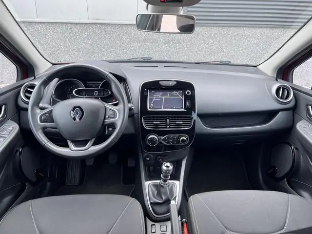 Renault Clio 1.2 TCe 120pk Limited/H6/Cruise/Airco/Navigatie/LED