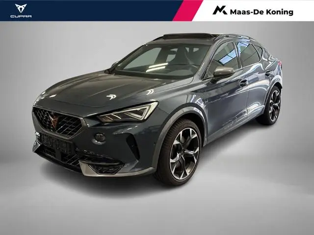 CUPRA Formentor 1.4 e-Hybrid 245pk DSG VZ Performance · Panoramadak · 360 Camera · Wegklapbare Trekh...