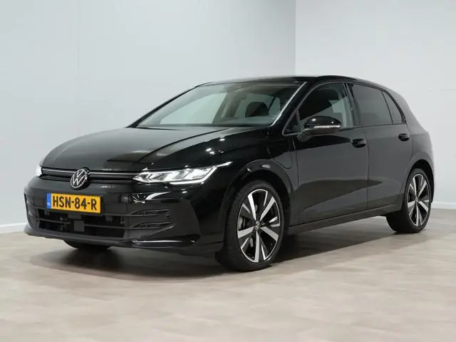 Volkswagen Golf 1.5 eHybrid 204pk Life Ed. | 18" Catania | Camera | App-Connect | Full-LED | ACC Dem...