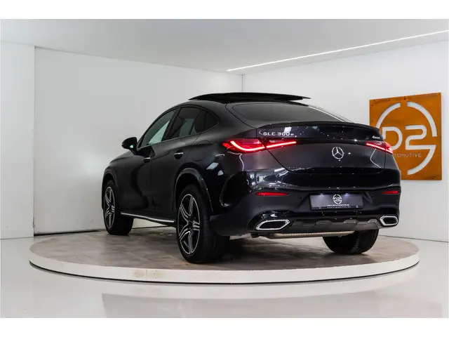 Mercedes-Benz GLC-klasse Coupé 300e 4MATIC AMG 320PK | Pano | Burmester | Memory | Keyless | VOL! 12...