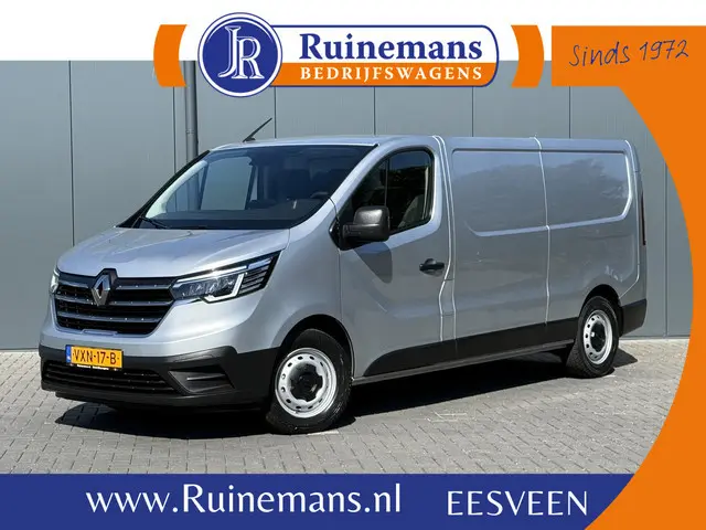 Renault Trafic 2.0 dCi WORKER / L2H1 / 1e EIG. / TREKHAAK / 3-ZITS / AIRCO / CRUISE / NAVI / LED