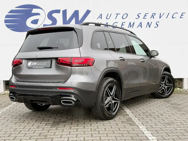 Mercedes-Benz GLB 200 Business Solution AMG | Trekhaak | MultiBeam LED | Camera | DAB+ | 19 inch