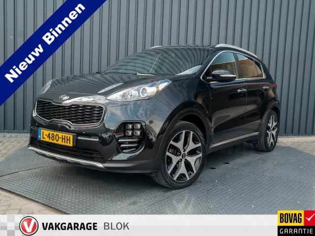 Kia Sportage 1.6 T-GDI GT-Line | Panodak | Trekhaak Afnb. | Stuur & Stoel verw. | Camera | Prijs Rij...