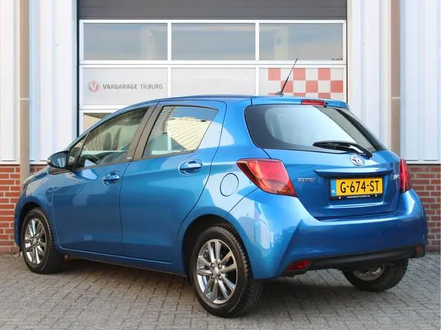 Toyota Yaris 1.0 VVT-i Aspiration Edition S /15'LM/AIRCO/Camera/CV/PDC/Lane assist/Stoelverwarming/B...