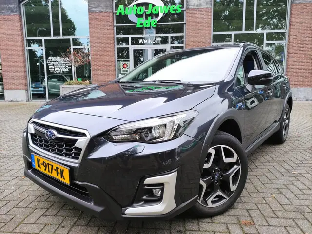 Subaru XV 2.0i e-BOXER Premium Schuif-/Kanteldak - Leder - Achteruitrijcamera - Adaptieve Cr.control...