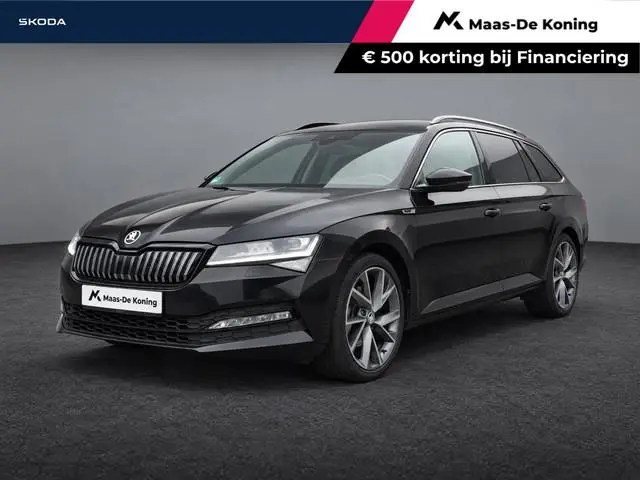Skoda Superb 1.4 TSI iV 218pk DSG Sportline Business · Apple/Android Car Play · Wegklapbare Trekhaak...