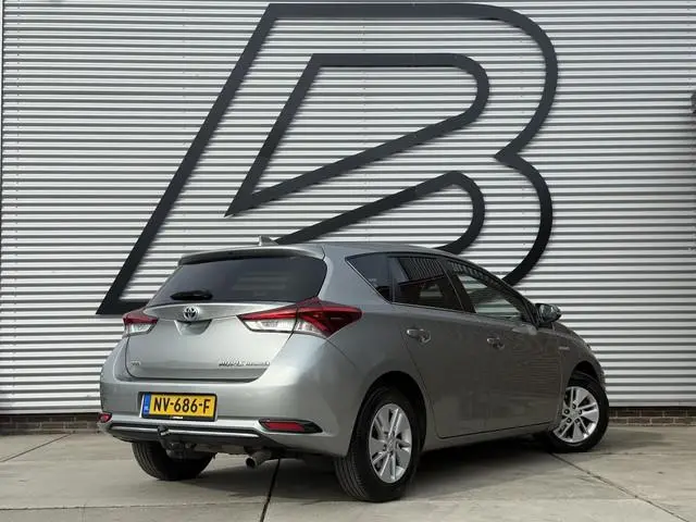 Toyota Auris 1.8 Hybrid Lease Pro 2e Eigenaar|Navi|Clima|Cruise|Camera|Trekhaak|Elek ramen|APK tot 0...