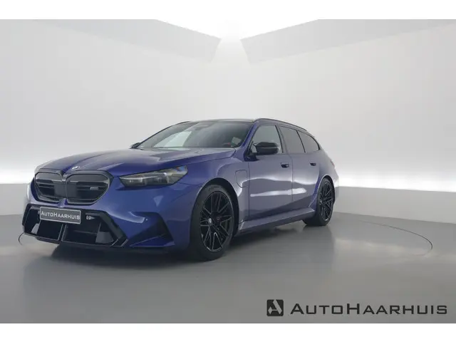 BMW 5-serie Touring M5 727pk | Ultimate Pack | Keramisch | Bowers & Wilkins | M Marina Bay | Pano | Carbon