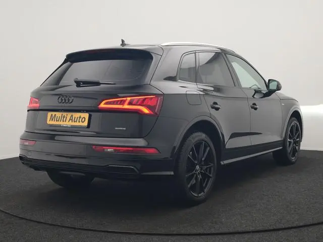 Audi Q5 50 TFSI e Quattro S Line PHEV 300pk Dealer O.H. | Trekhaak Af Fabriek | Sportstoelen Verwarm...