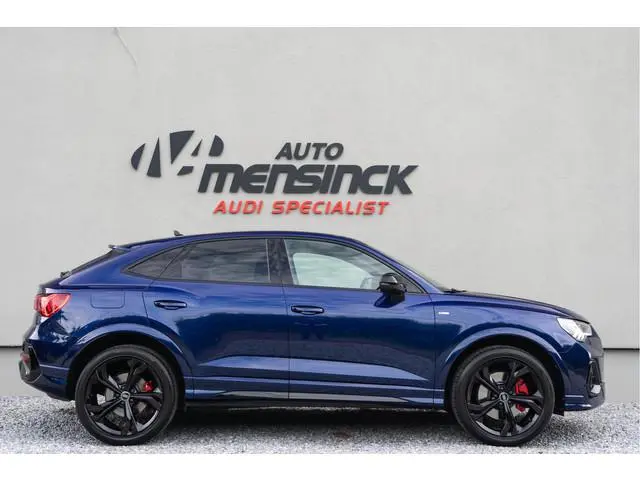 Audi Q3 Sportback 45 TFSI e S-Line / Cruise Control/ Achteruitrijcamera/ 20 Inch Velgen/ 180kW (245P...