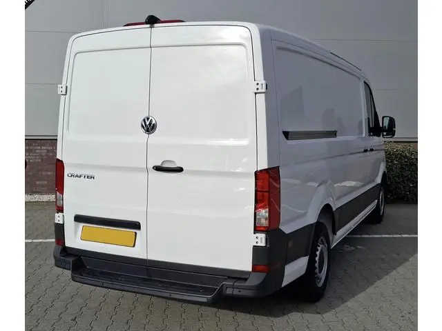 Volkswagen Crafter 35 2.0 TDI L3H2 Comfortline CarPlay / Camera / PDC  / Voorruitverw / Vloer