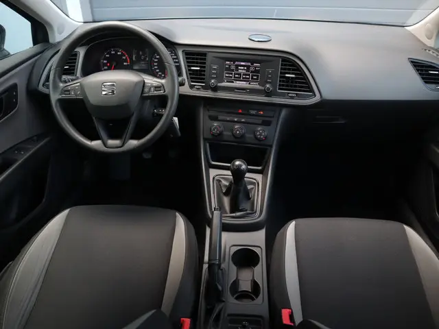 SEAT Leon ST 1.2 TSI Reference Airco / Cruise / Elekramen