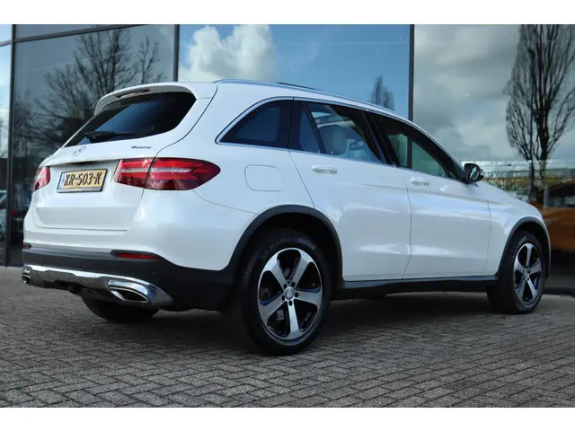 MERCEDES-BENZ GLC-KLASSE 250 4MATIC PRESTIGE | PANO | LED | AIRMATIC | LEDER | TREKHAAK AFN. | CAMER...