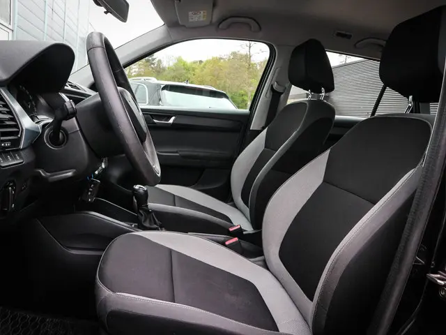 ŠKODA Fabia Combi 1.2 TSI | Airco | Lichtmetaal | Trekhaak | 