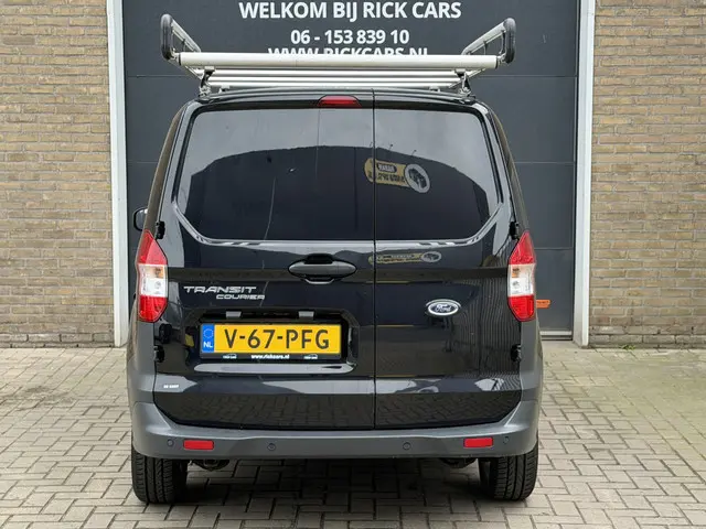 Ford Transit Courier