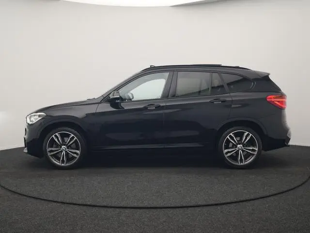 BMW X1 xDrive20i M Sport 192pk Dealer O.H. | Panodak | Adaptive Cruise | Head Up | Camera | Harman /...