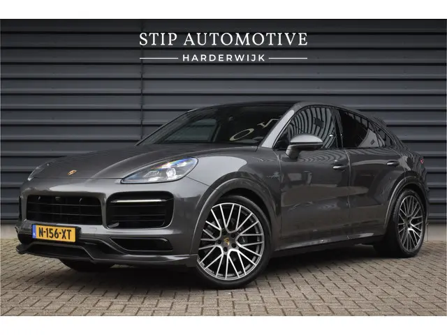 Porsche Cayenne Coupé 3.0 E-Hybrid 462pk SportDesign Techart | Pano | ACC | 22'' Wielen | PDLS+ Matr...