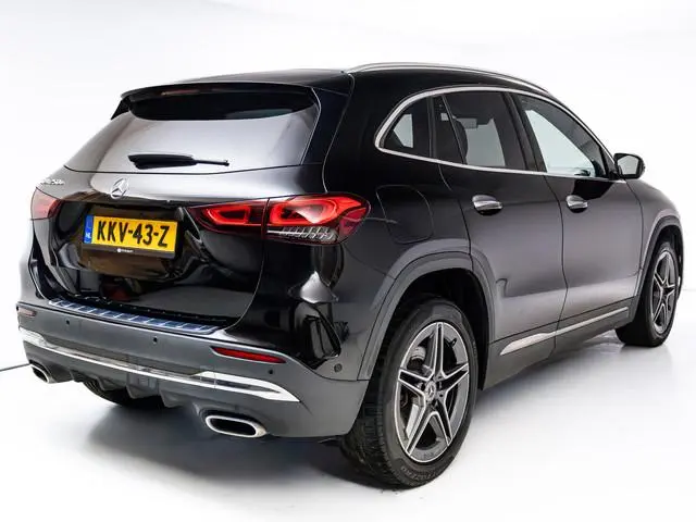 Mercedes-Benz GLA-klasse 250 e AMG Line | 360 Camera | Adaptive Cruise | Stoelverw. | Sfeerrverlicht...