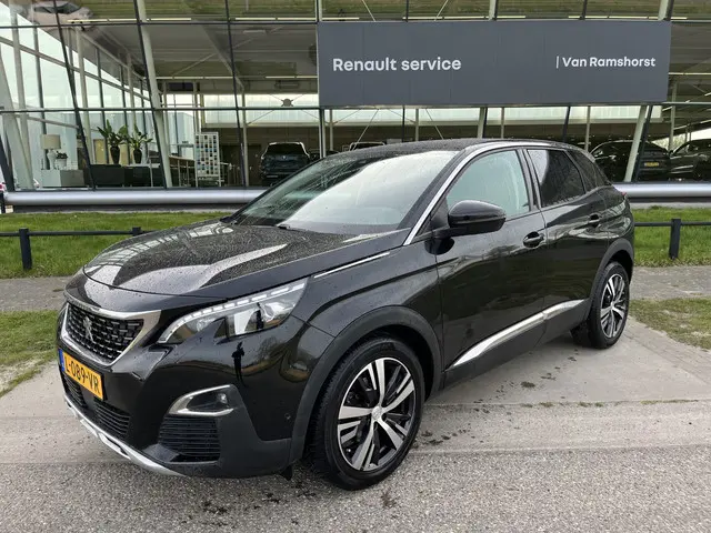Peugeot 3008 1.2 PureTech Allure 130PK / Automaat / Stoelverw. / Apple Carplay - Android Auto / Blin...