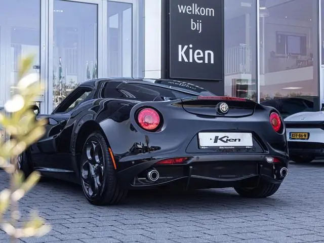 Alfa Romeo 4C