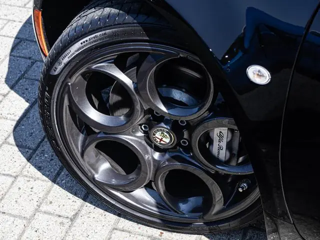 Alfa Romeo 4C 1750TBI TCT | Volledige onderhoud historie | 240 PK |  Xpel Lakbescherming | Target Bl...