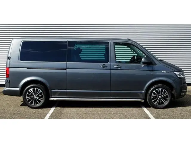 Volkswagen Transporter 2.0 TDi 150 PK DSG7 Bulli DC L2H1 I NL-Auto I 100% dealer I LED I