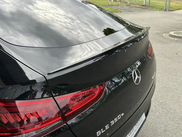 Mercedes-Benz 300