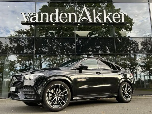 Mercedes-Benz 300