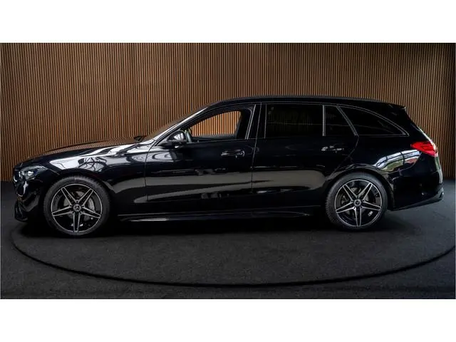 Mercedes-Benz C-klasse Estate 180 AMG Pano Leder Matrix LED 360 Navi Elektr. trekhaak Memory Stoelve...