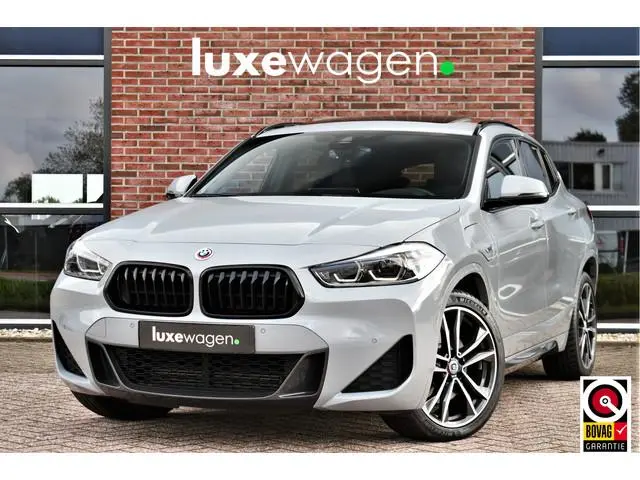 BMW X2 xDrive25e M-Sport Pano HUD ACC Camera 19inch Shadow-line