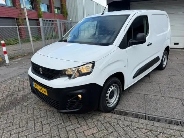 Peugeot Partner 1.2 PureTech Premium AIRCO I NAVI I PDC I APPLE CARPLAY I ANDROID AUTO I 1e EIGENAAQ...