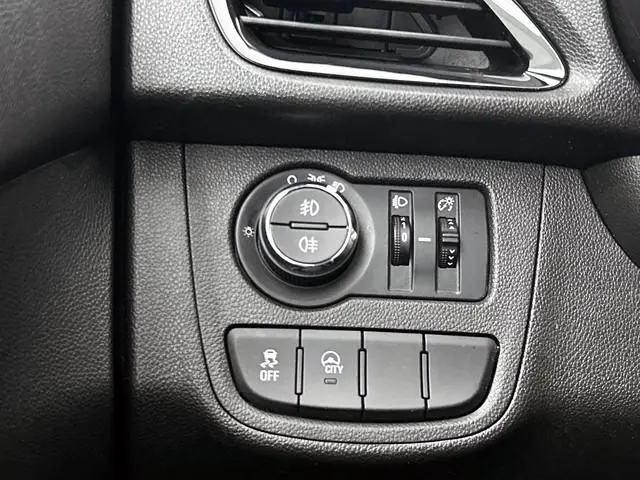 Opel KARL