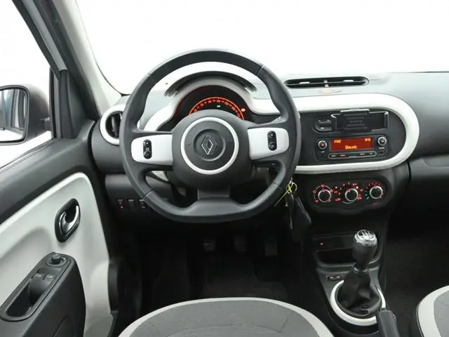 Renault Twingo 1.0 SCe Collection | All-seasons | Cruise control | Dealer onderhouden