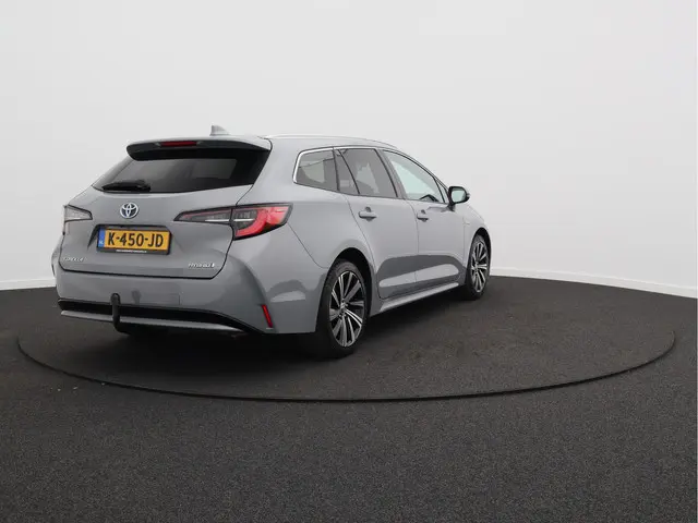 Toyota Corolla Touring Sports