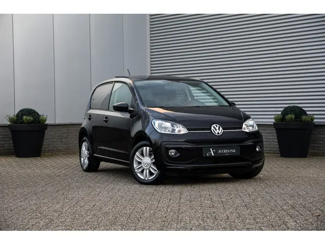 Volkswagen Up! 1.0 75PK High Up Automaat 5drs Pano|Stoelvw|Clima