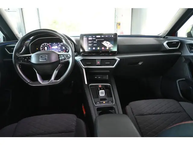 SEAT Leon 1.5 eTSI FR Automaat Adaptieve Cruise Navigatie Clima Trekhaak CarPlay 1e Eigenaar! Inruil...